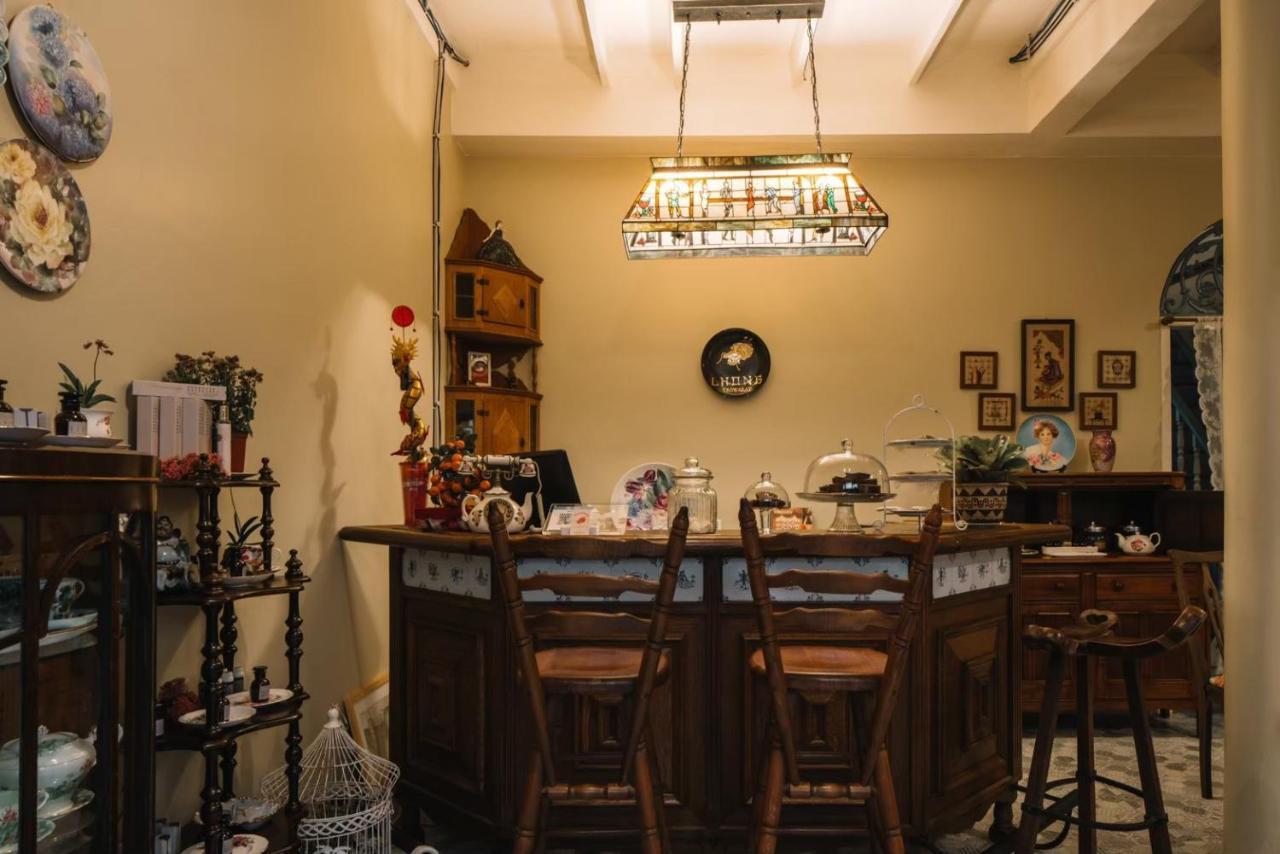 Lhong Yaowarat Hostel Bangkok Extérieur photo